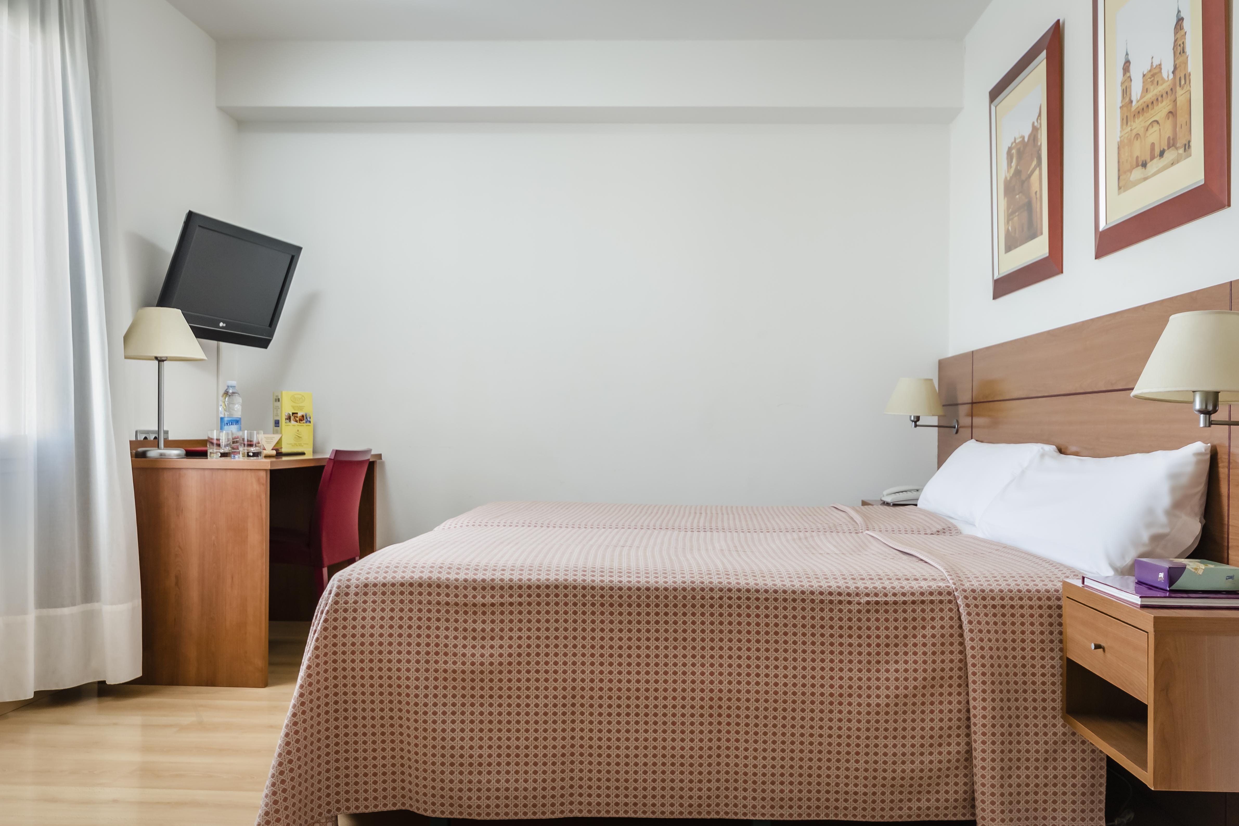 Hotel Palacios Alfaro Kültér fotó