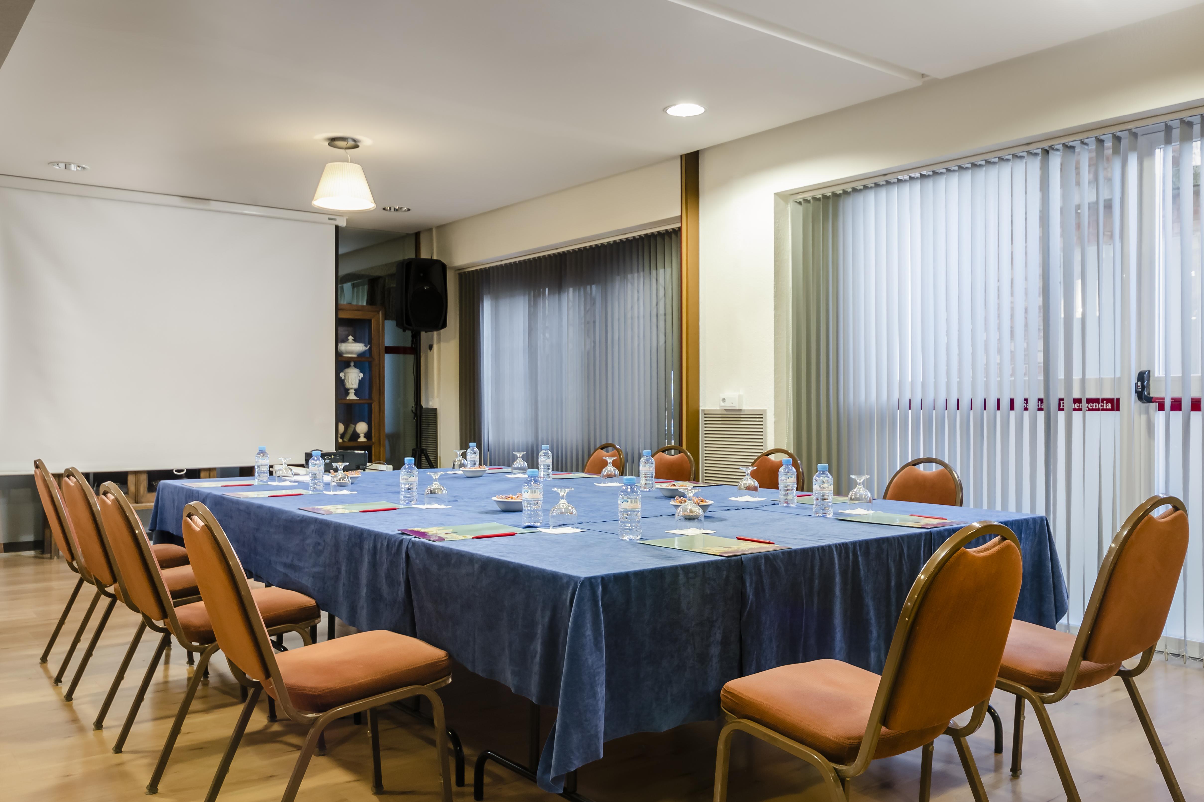 Hotel Palacios Alfaro Kültér fotó