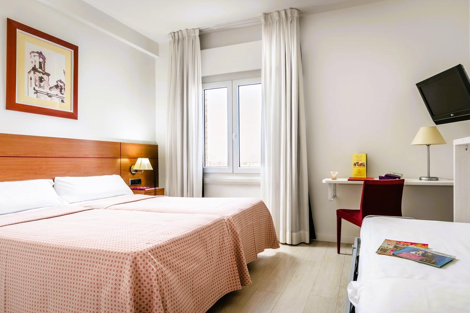 Hotel Palacios Alfaro Kültér fotó