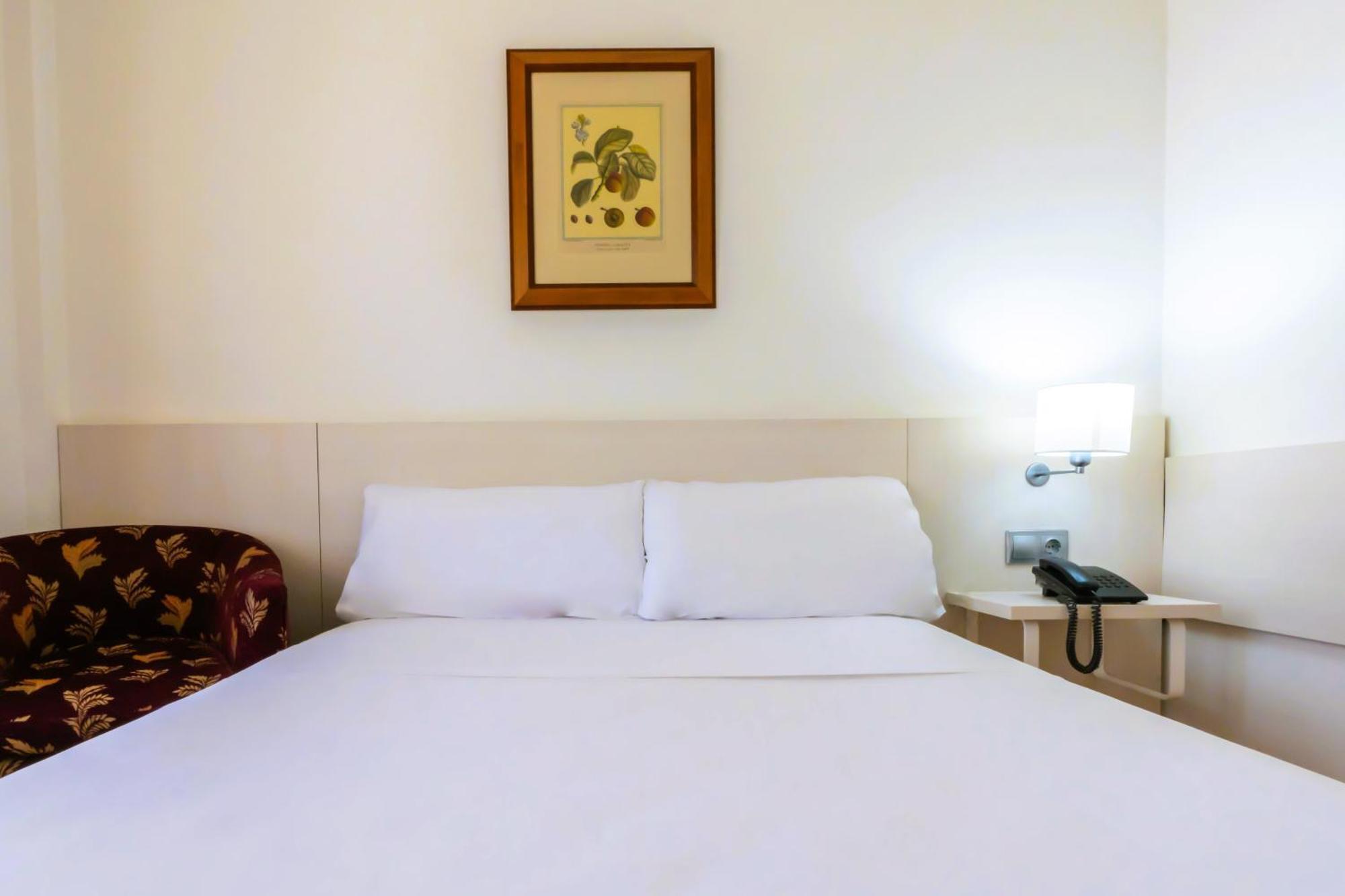 Hotel Palacios Alfaro Kültér fotó