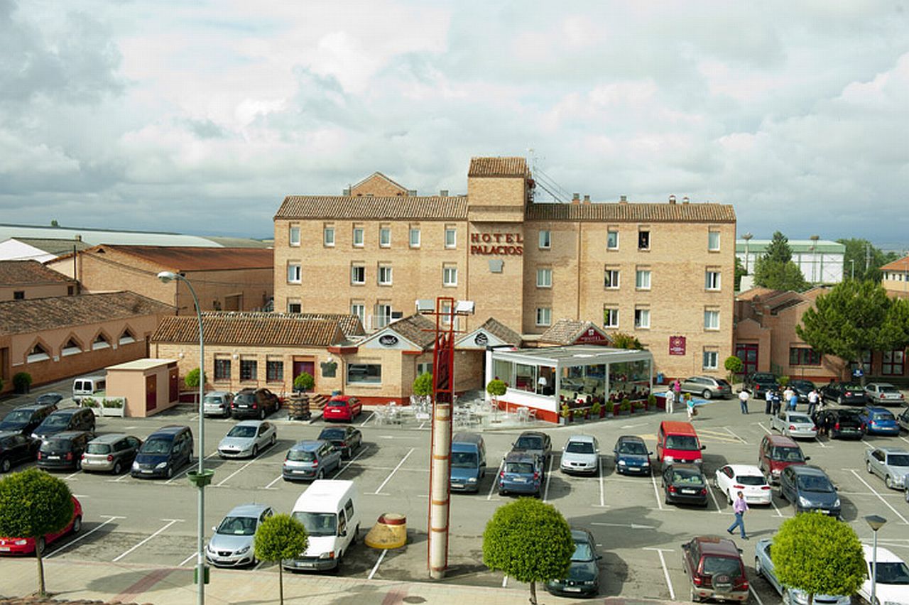 Hotel Palacios Alfaro Kültér fotó