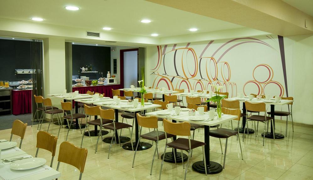 Hotel Palacios Alfaro Kültér fotó